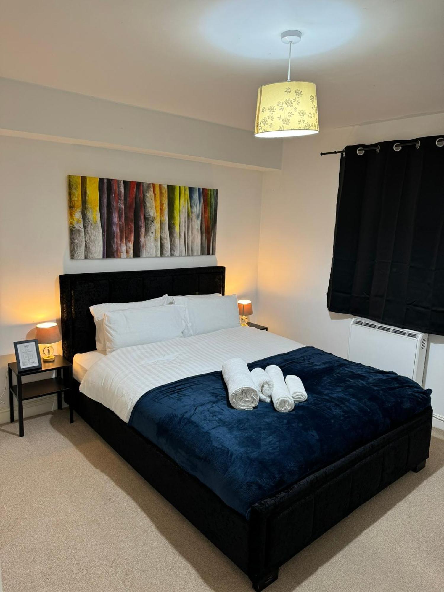 Winstanley Apartment *
